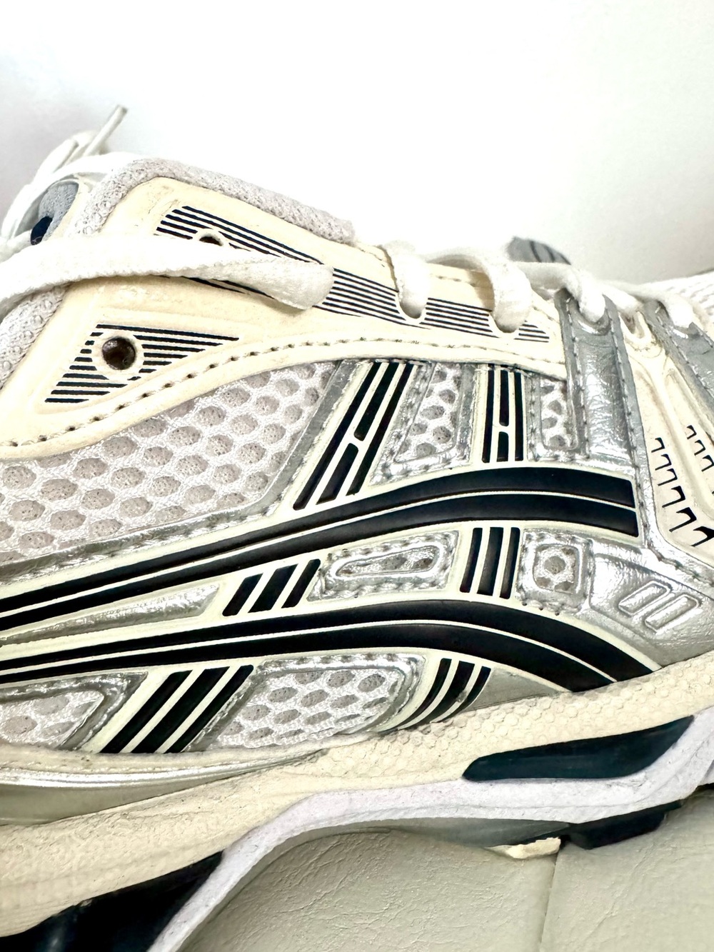 ASICS Gel-Kayano 14 Women's Athletic Running Shoes - Picture 7 of 13